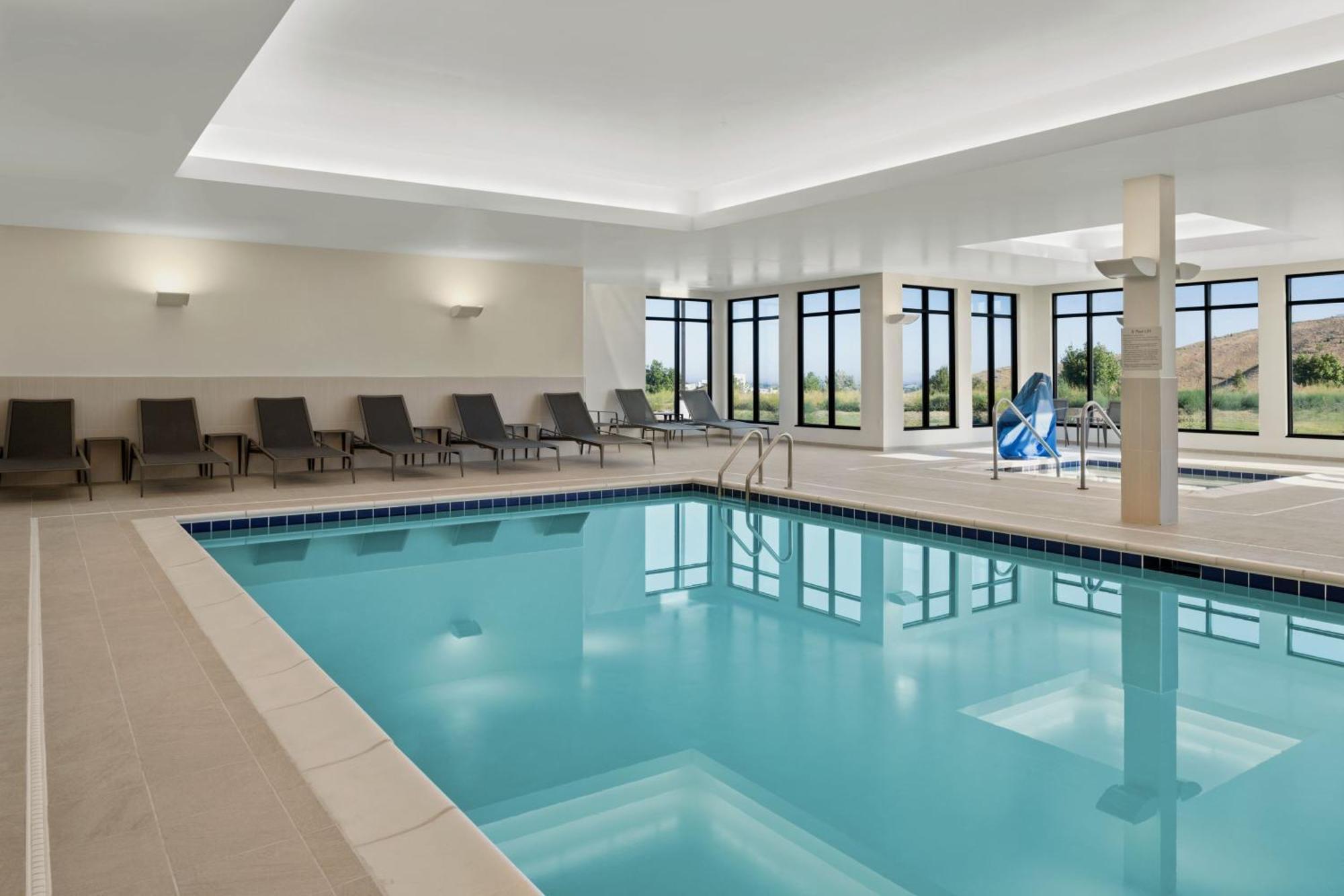 Courtyard By Marriott Pocatello Exterior foto